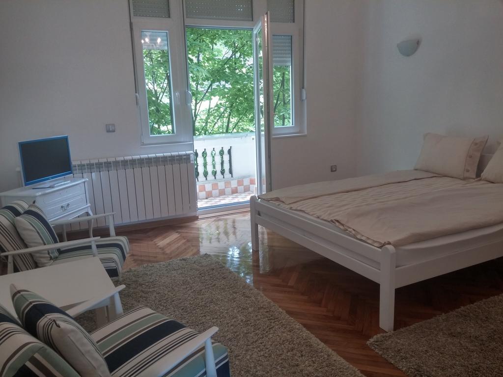 Cricket 2 Hostel Belgrade Room photo